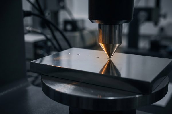 Roncsolásos mechanikai vizsgálatok – Solman tesztlabor
